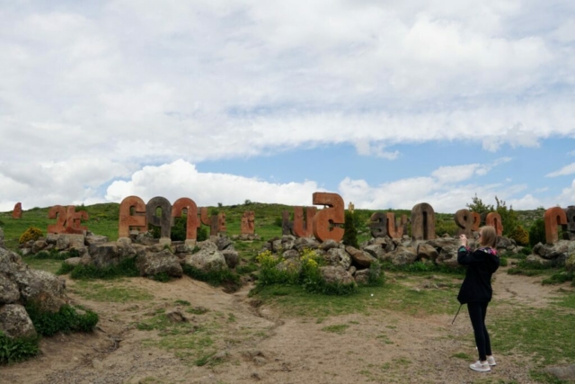 Pomnik alfabetu Ormiańskiego