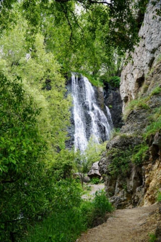Shaki Waterfall